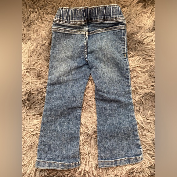 Girls Flare Jeans by H&M. Elastic Waist. Blue Denim. Size 2T. - Picture 2 of 5